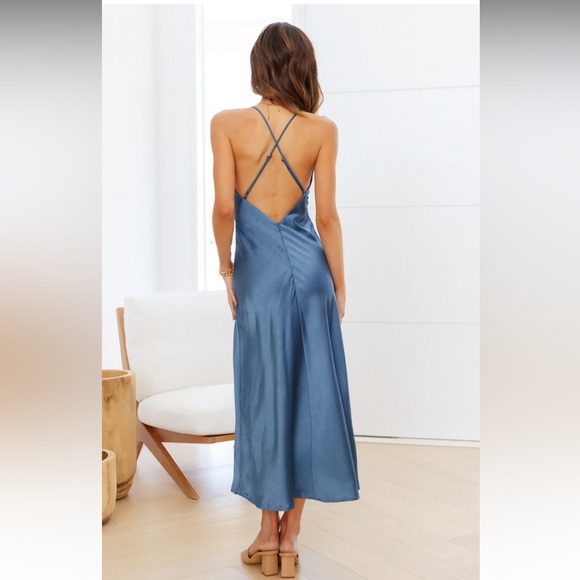 HELLO MOLLY SLEEK NIGHT MIDI DRESS BLUE MEDIUM - Picture 7 of 16